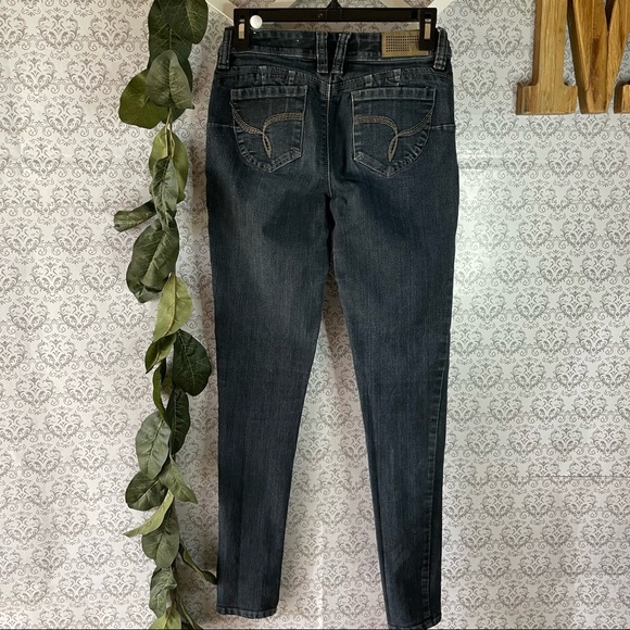 YMI Super Skinny Foxy Jeans size 5 Dark Blue pants Stretch Denim Womens JRs * - Picture 9 of 13